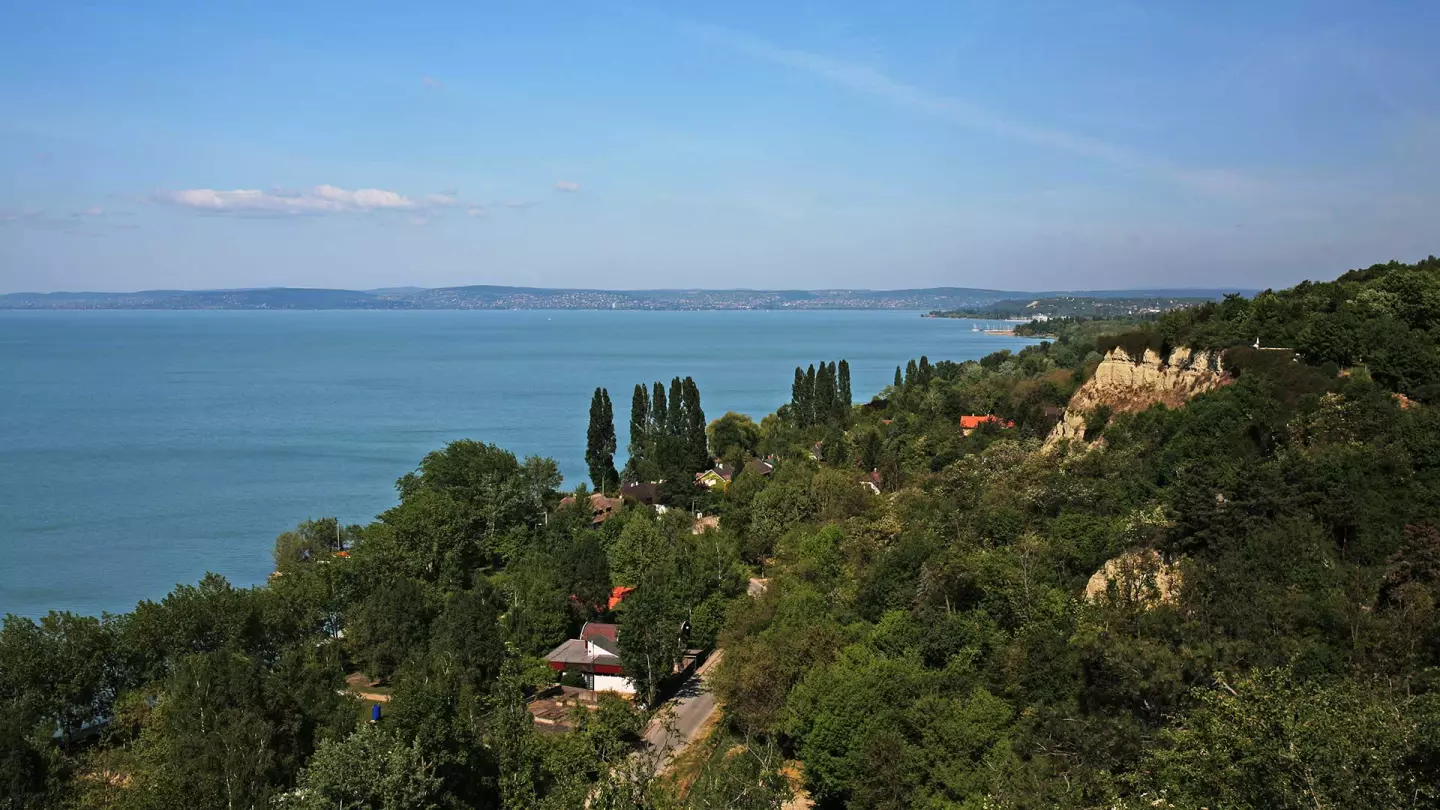 Balatonakarattya