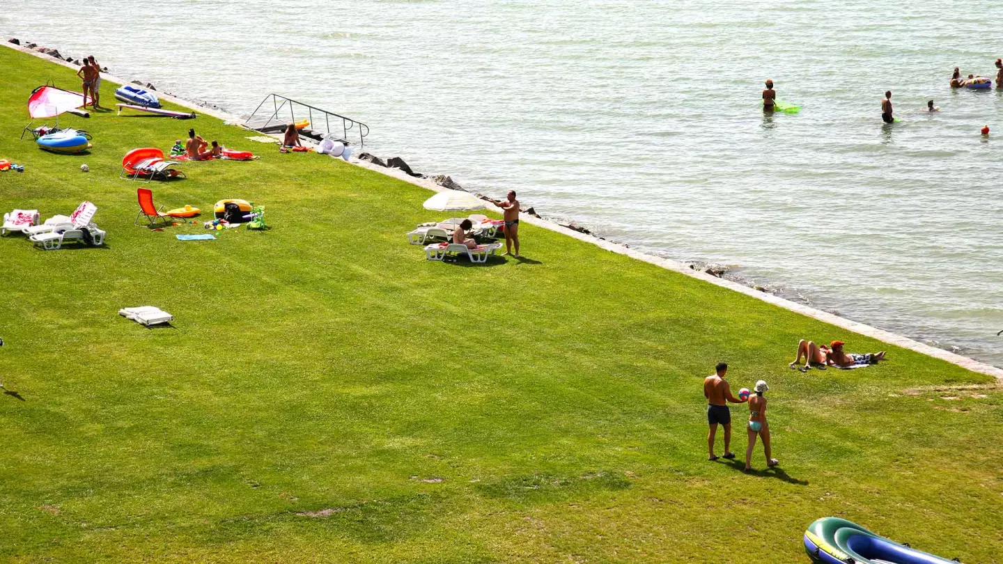 A nap bármely szakában élvezheti a Balaton nyújtotta élményeket