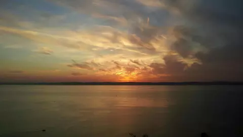 Pihenés, kikapcsolódás, panorámás környezetben