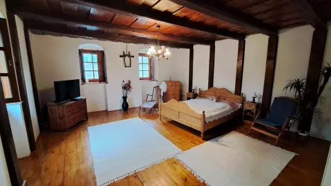 utcafronti szoba