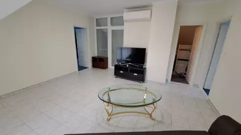 balatonszepezdi panorámás medencés ház - tetőtéri társalgó