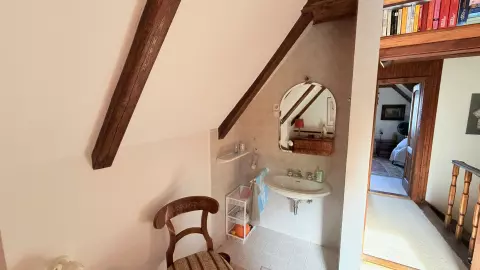 mosdó a szobában